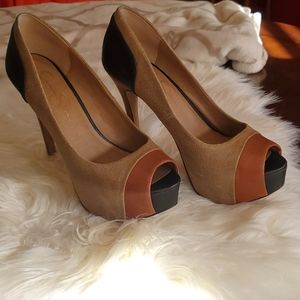 Jessica Simpson "Pleasance" peep-toe stiletto